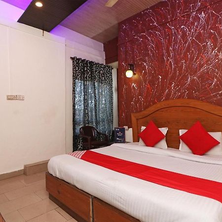 Oyo 72429 New Abhinandan Hotel Amroha Eksteriør bilde