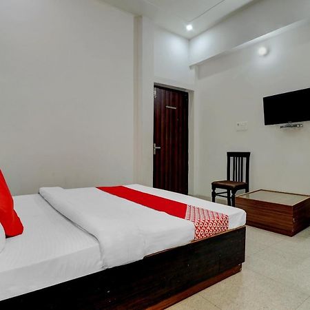 Oyo 72429 New Abhinandan Hotel Amroha Eksteriør bilde