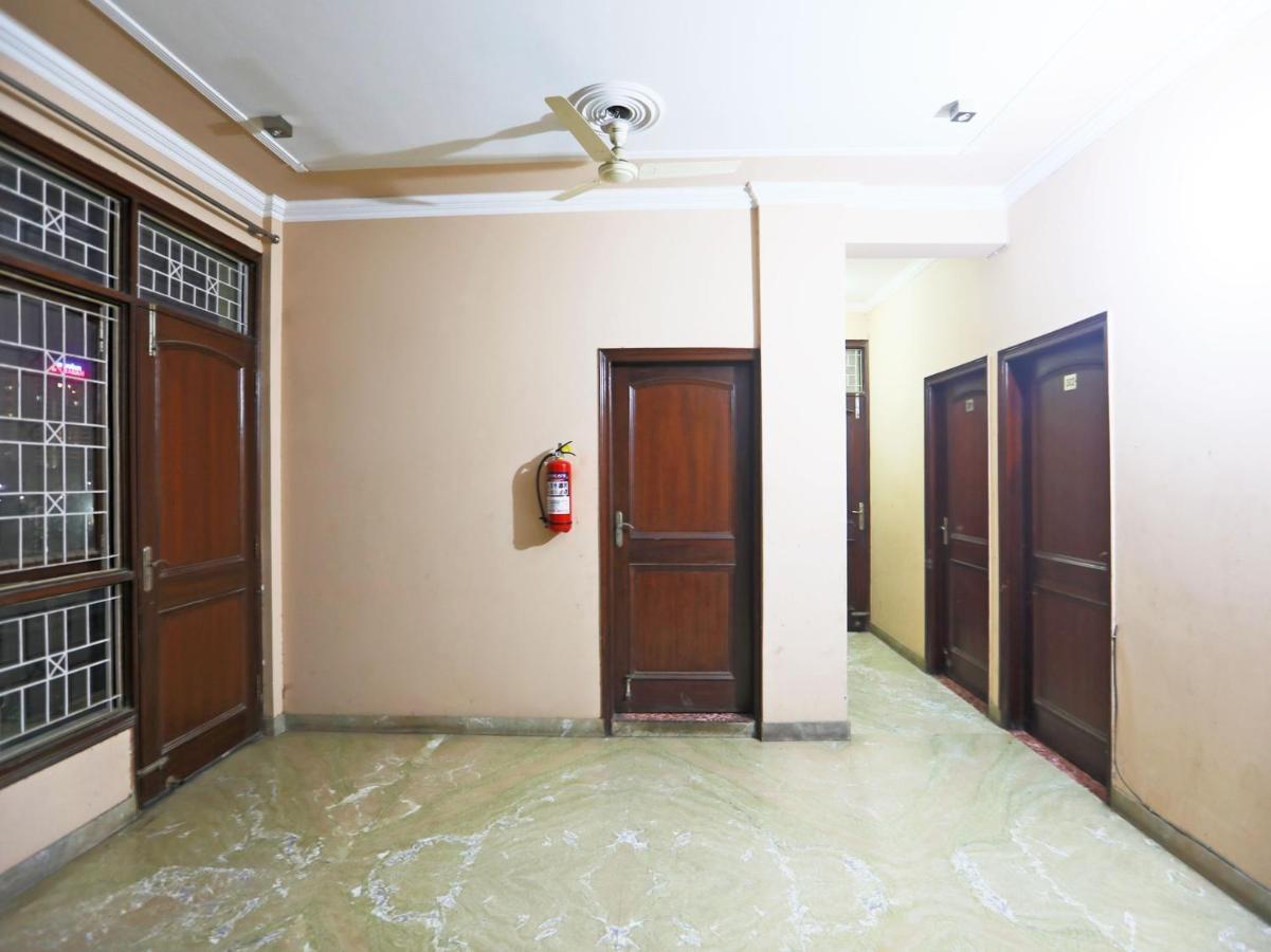 Oyo 72429 New Abhinandan Hotel Amroha Eksteriør bilde