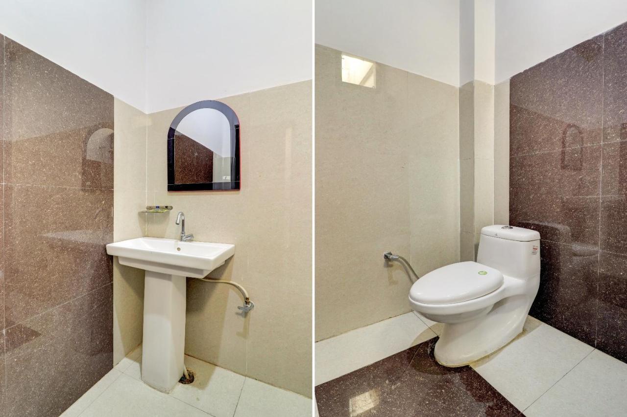 Oyo 72429 New Abhinandan Hotel Amroha Eksteriør bilde