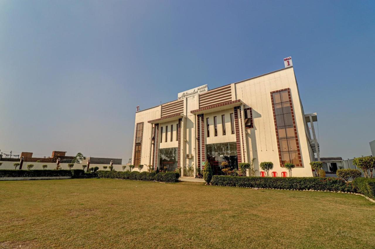 Oyo 72429 New Abhinandan Hotel Amroha Eksteriør bilde